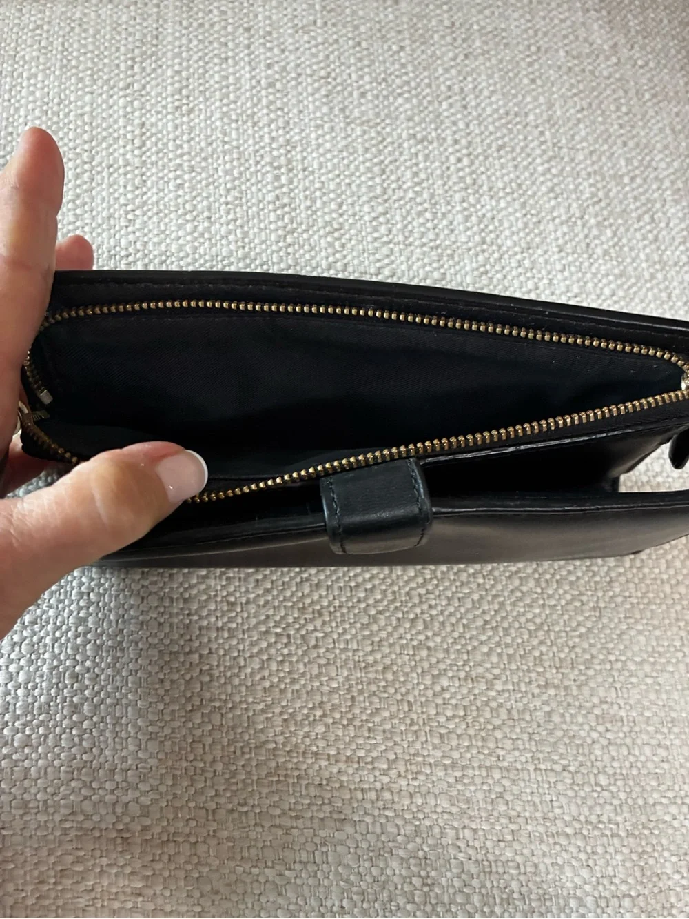 Coach Black Smooth Leather Accordion Zip Continental Wallet
